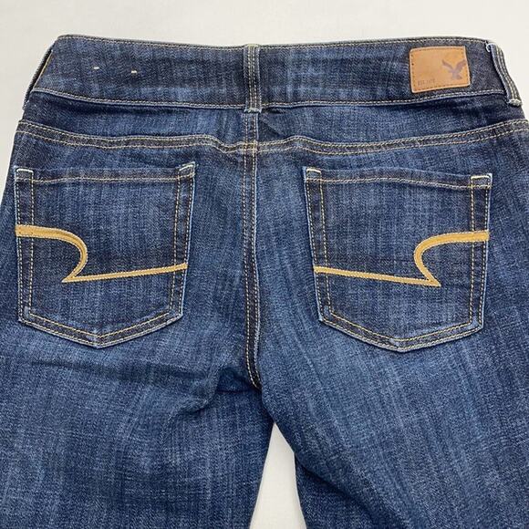 AMERICAN EAGLE Women’s 4 ARTIST CROP Blue Jeans - Picture 3 of 4